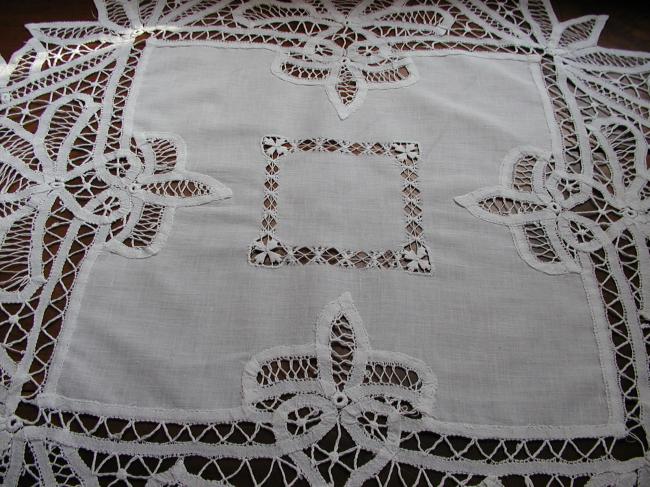 Gorgeous Battenberg tape lace and drawn thread works tablecloth