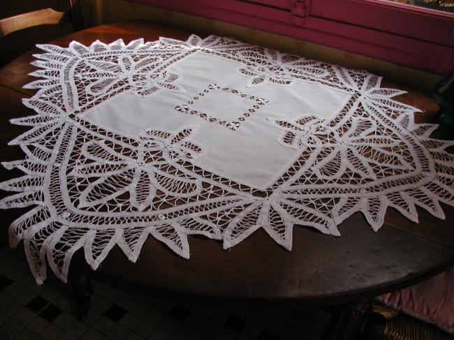 Gorgeous Battenberg tape lace and drawn thread works tablecloth