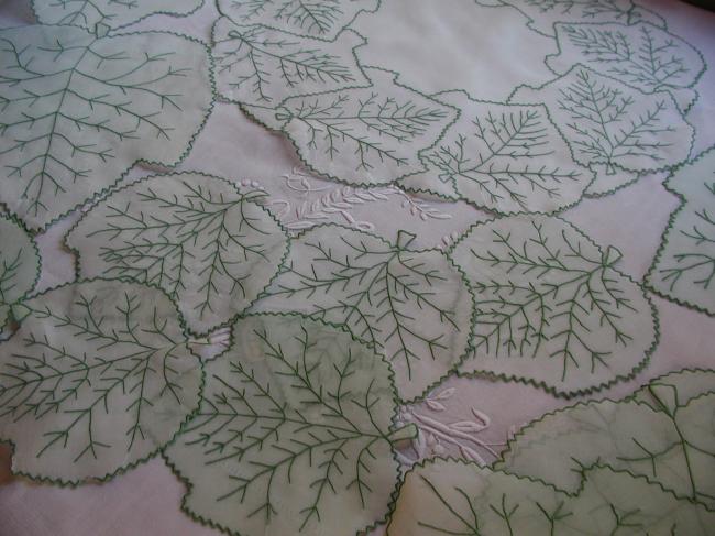 Magnificient  luncheon set of 17pieces of  organdi embroidered vine leaves