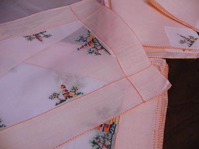 Gorgeous set of Luncheon in Pina & organdi, embroidered indo-chineese landscape