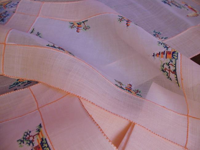 Gorgeous set of Luncheon in Pina & organdi, embroidered indo-chineese landscape