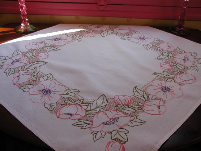 Very beautiful small tablecloth with embroidered anemones