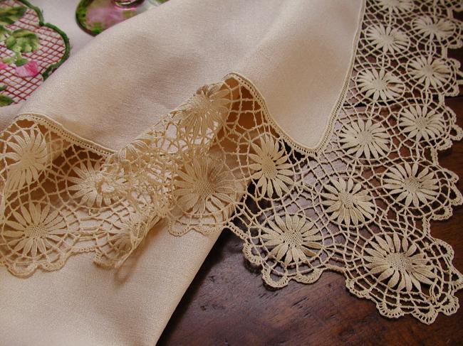 Really pretty tablecloth with large Cluny lace