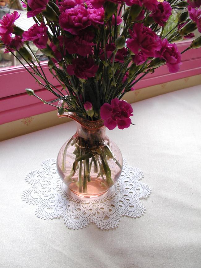 Charming round damask doily with irish guipure lace