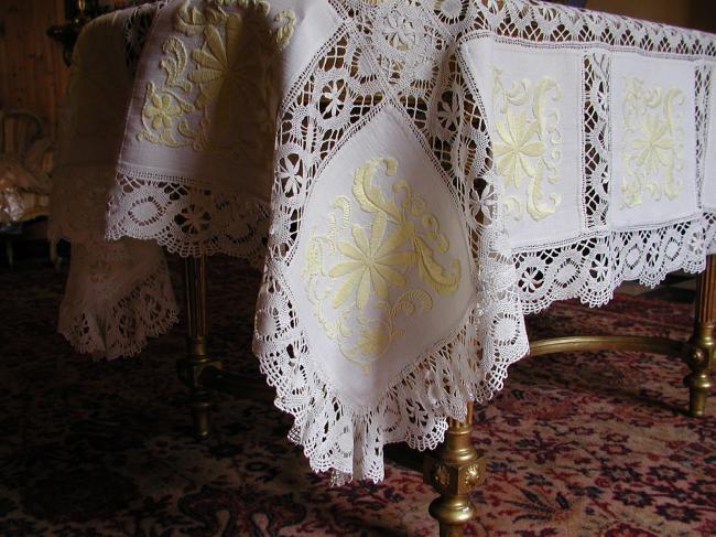 Wonderful and rich embroidered tablecloth with large insert of Cluny lace 1900