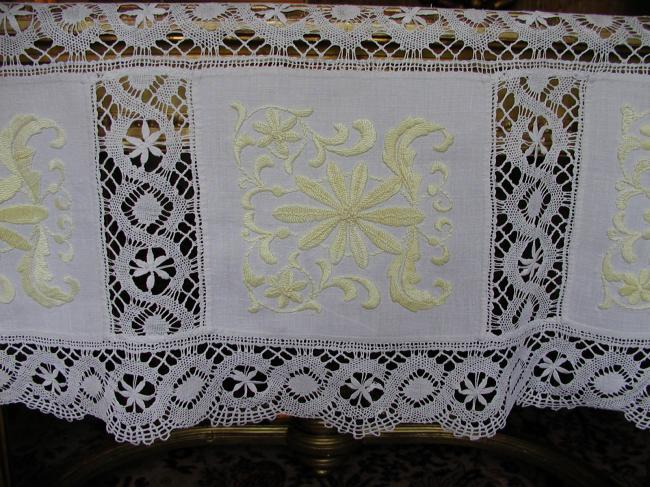 Wonderful and rich embroidered tablecloth with large insert of Cluny lace 1900